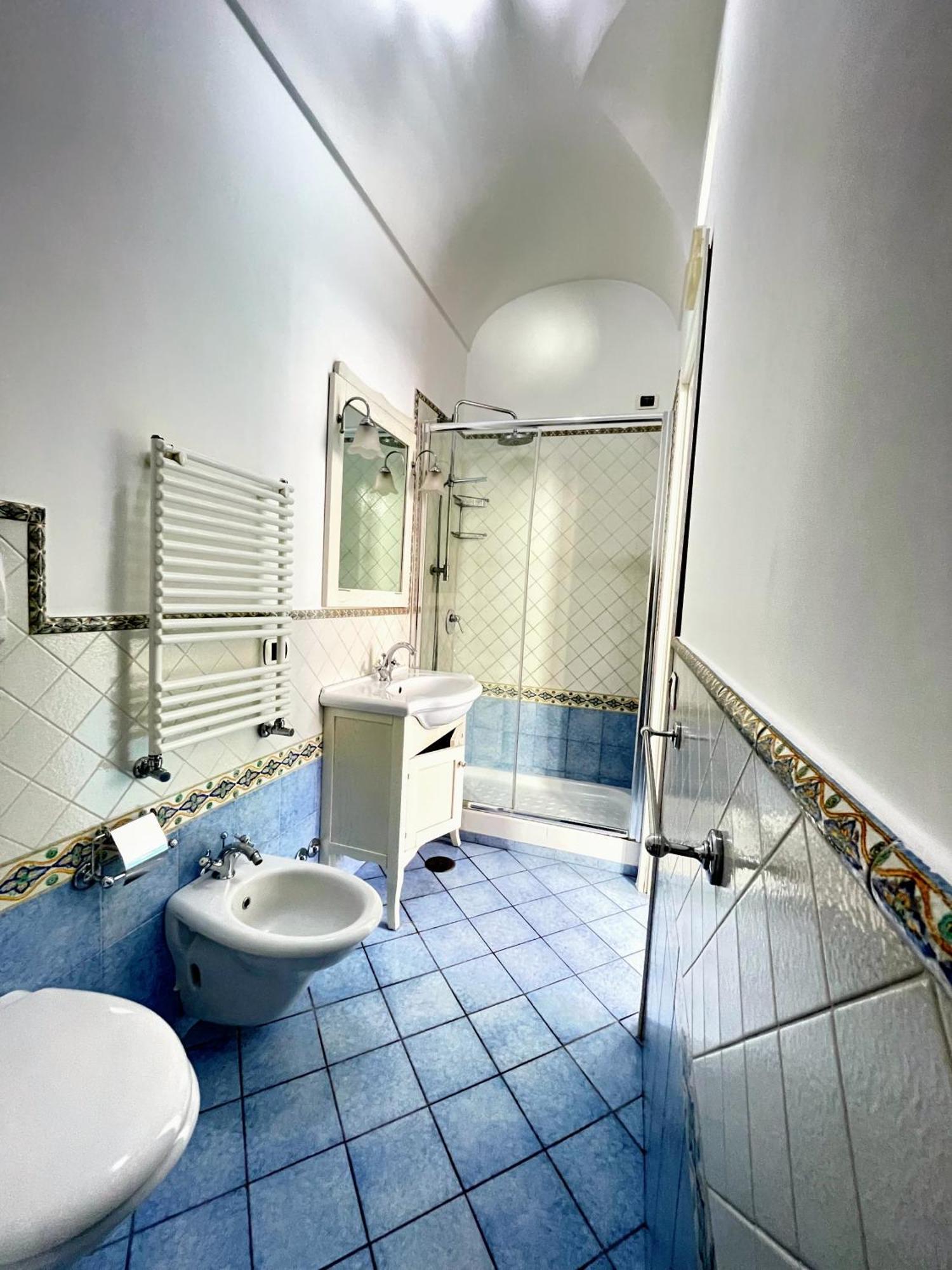 Putechella'S Apartments Maiori Ngoại thất bức ảnh