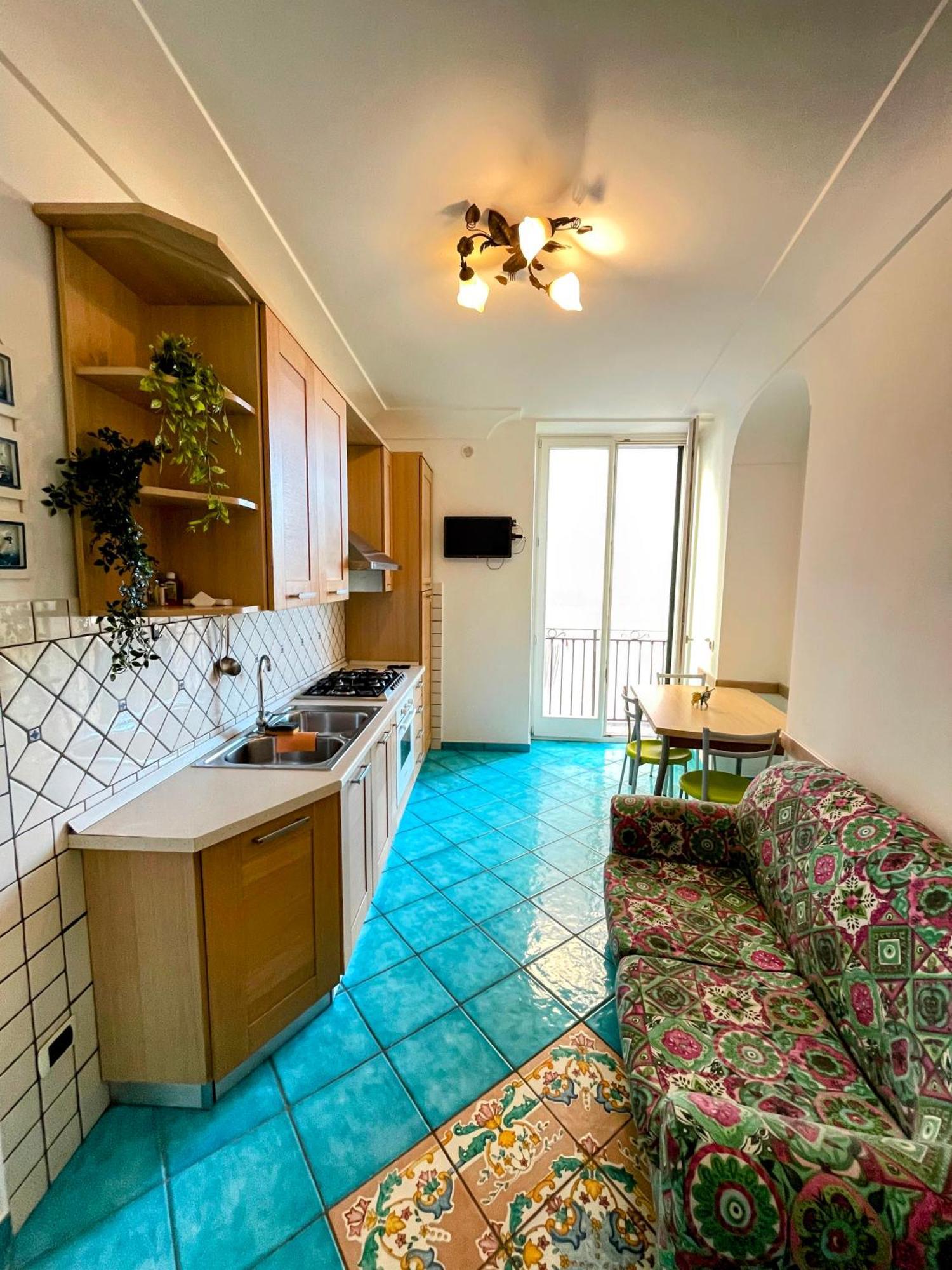 Putechella'S Apartments Maiori Ngoại thất bức ảnh